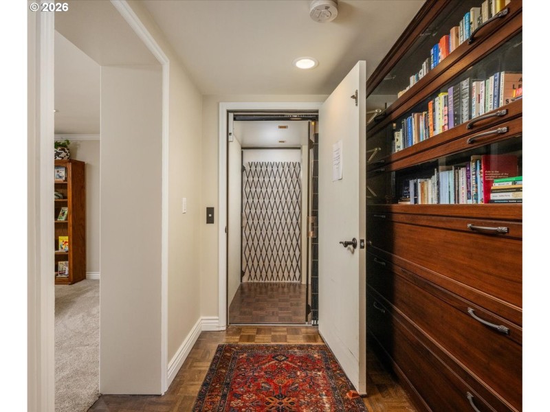 Elevator