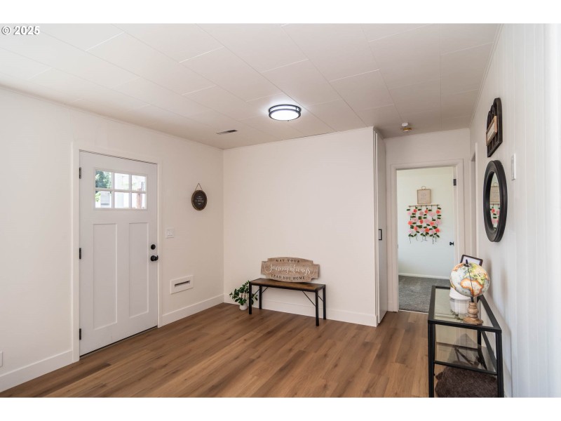 Entrance/Foyer
