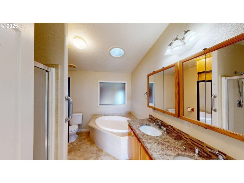 Bathroom, Attached