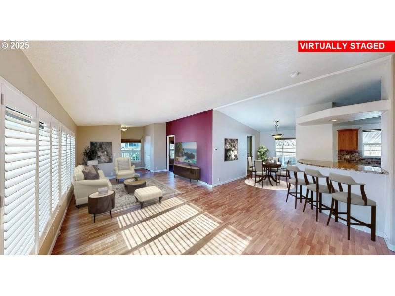 Kitchen/Living Room