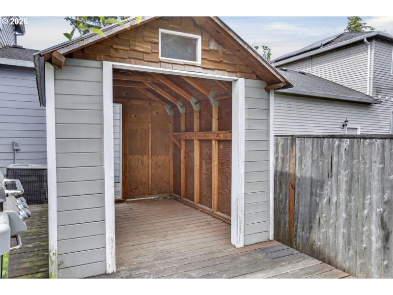 Shed