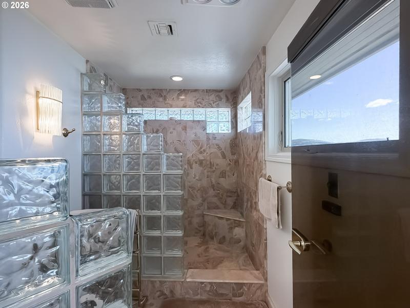 Owner's Suite Bathroom