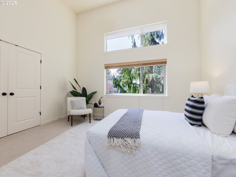 Bedroom, Primary