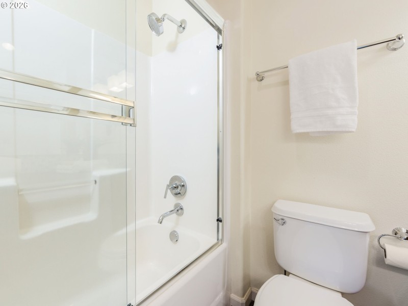 Bathroom, Attached