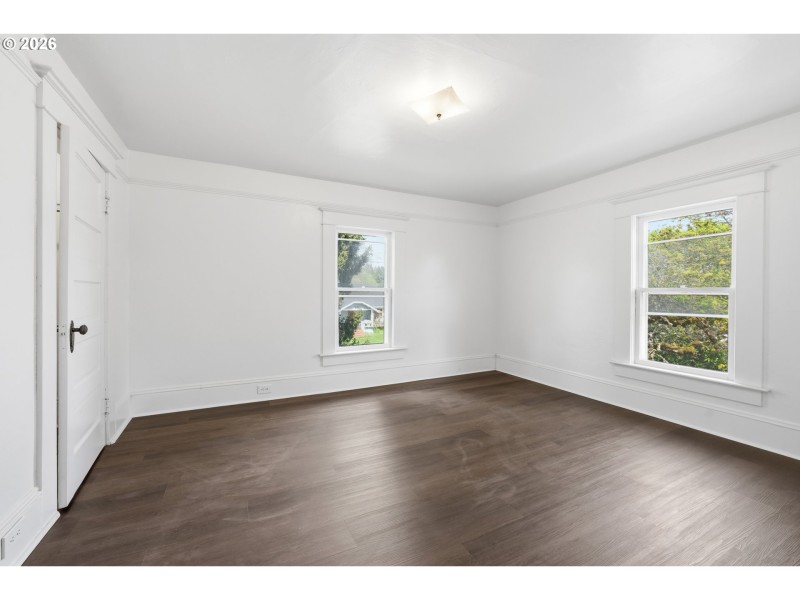Bedroom, Primary