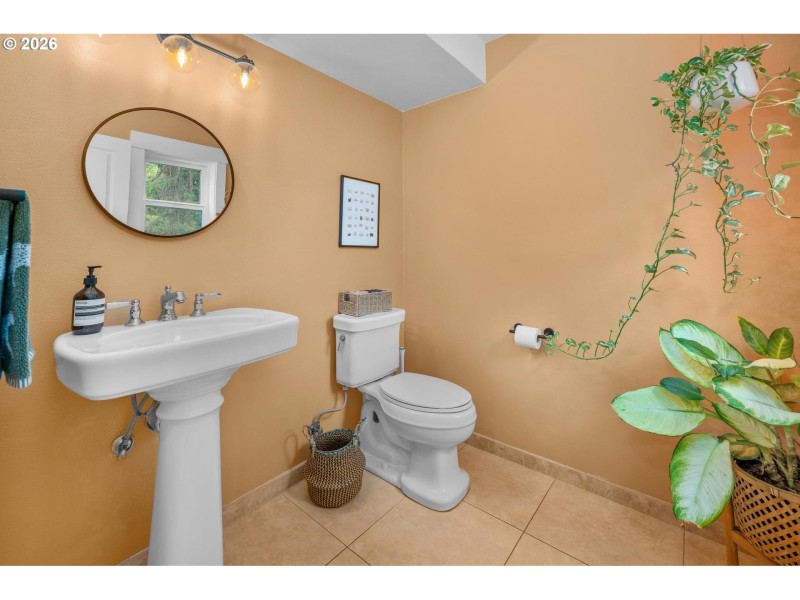 Bathroom, Attached