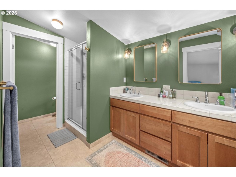 Bathroom, Attached