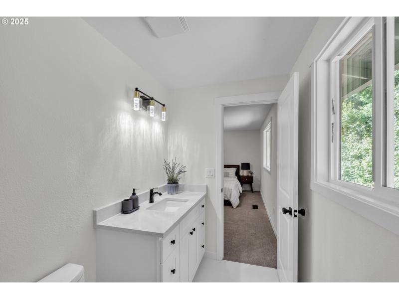 Owner's Suite Bathroom