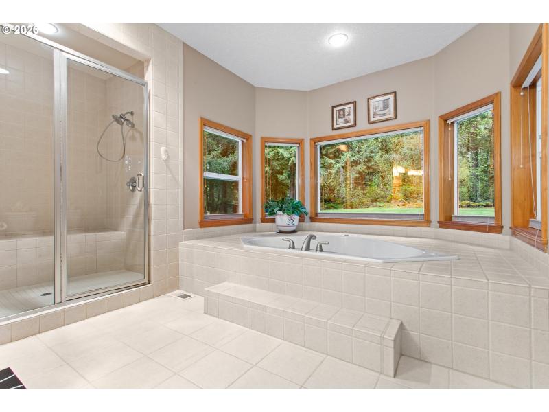 Owner's Suite Bathroom