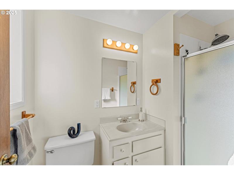 Owner's Suite Bathroom