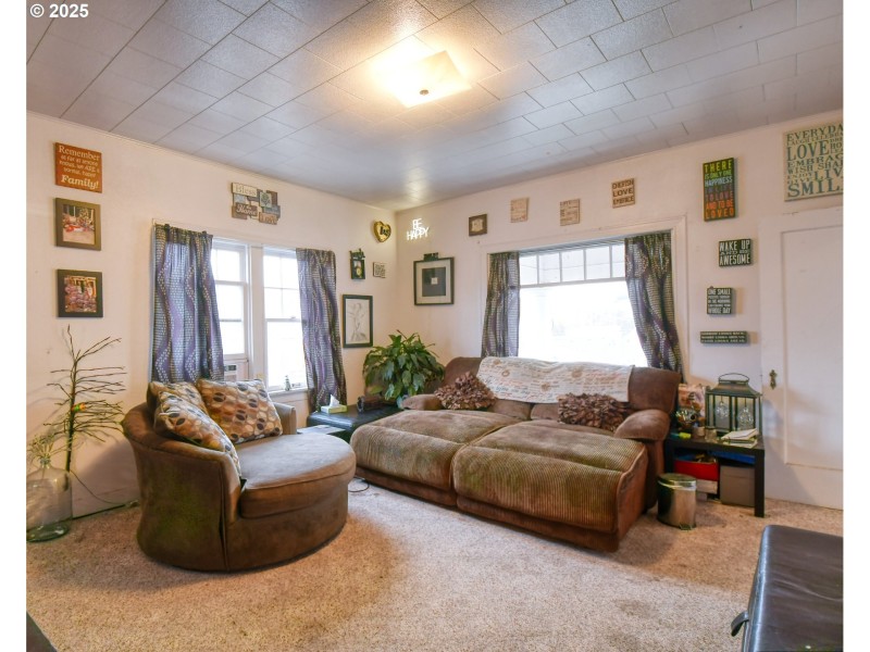 Upstairs Unit