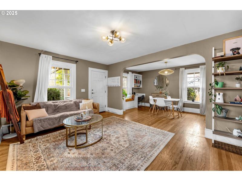 Living Room/Dining Room