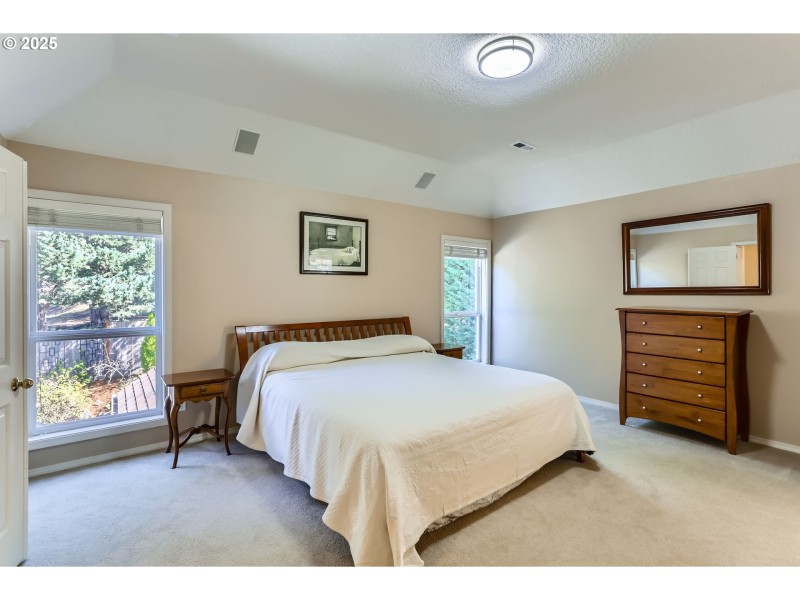 Bedroom, Owner's Suite