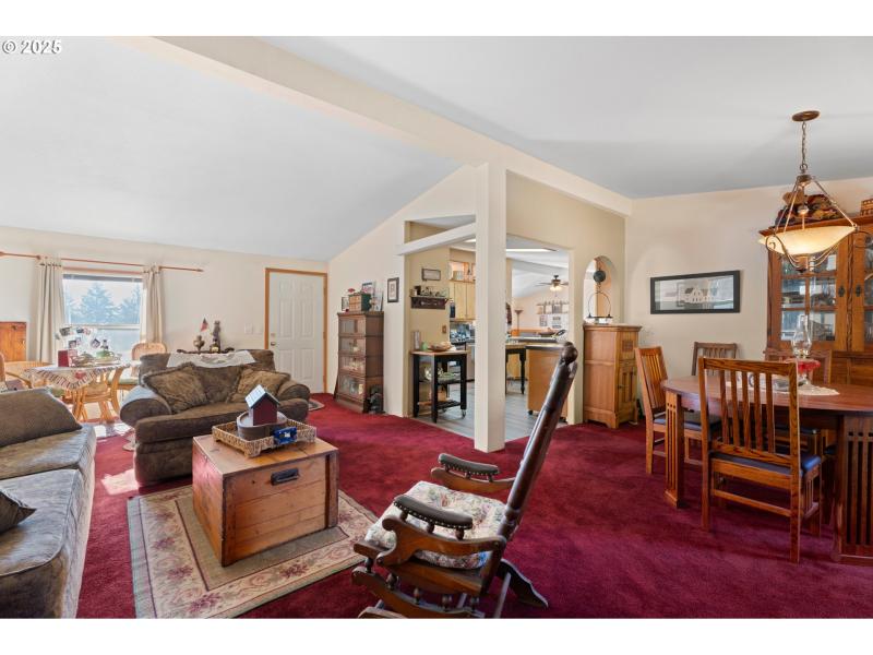 Living Room/Dining Room