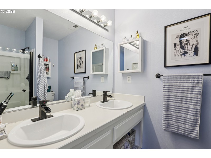 Owner's Suite Bathroom