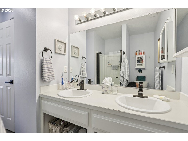 Owner's Suite Bathroom