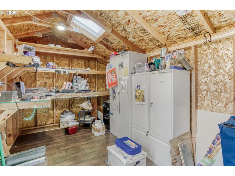 Shed