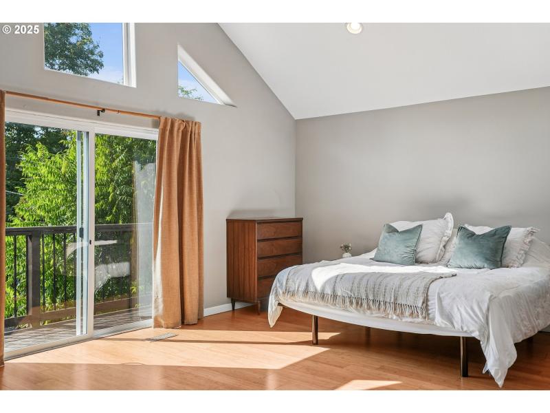 Bedroom, Owner's Suite