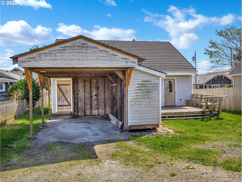 Carport