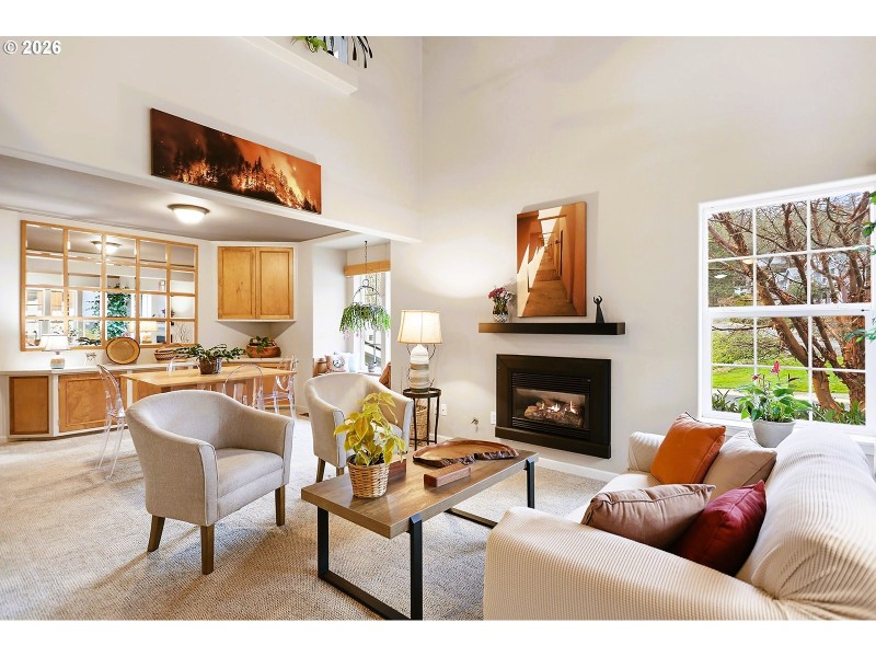 Living Room/Dining Room