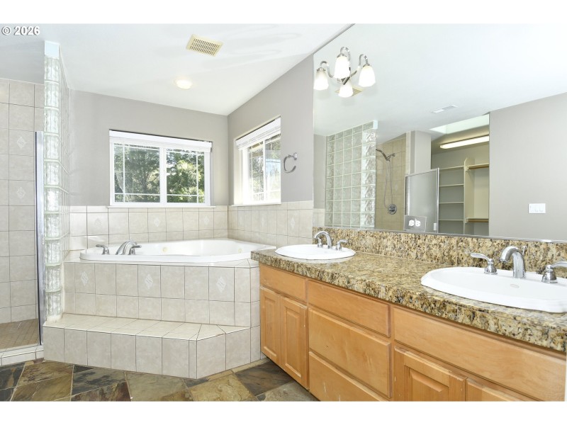 Owner's Suite Bathroom