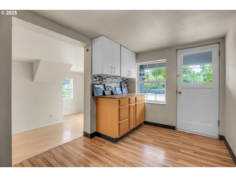 Butler's Pantry