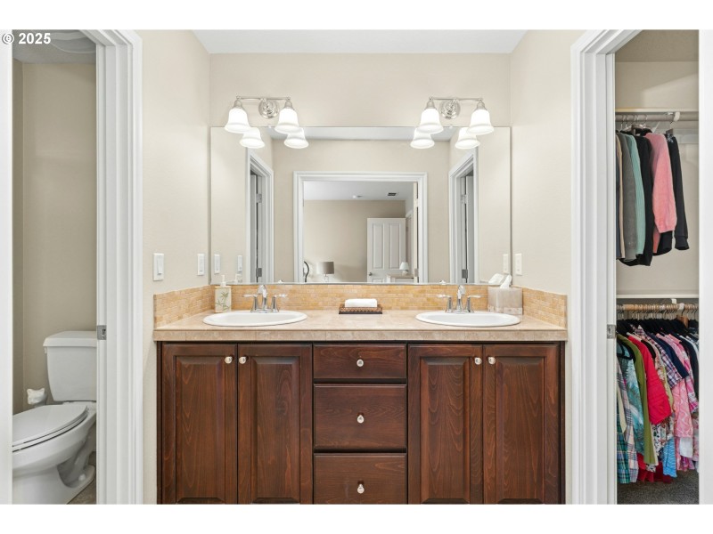 Bathroom, Attached