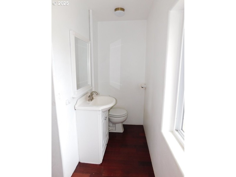 Bathroom, Attached