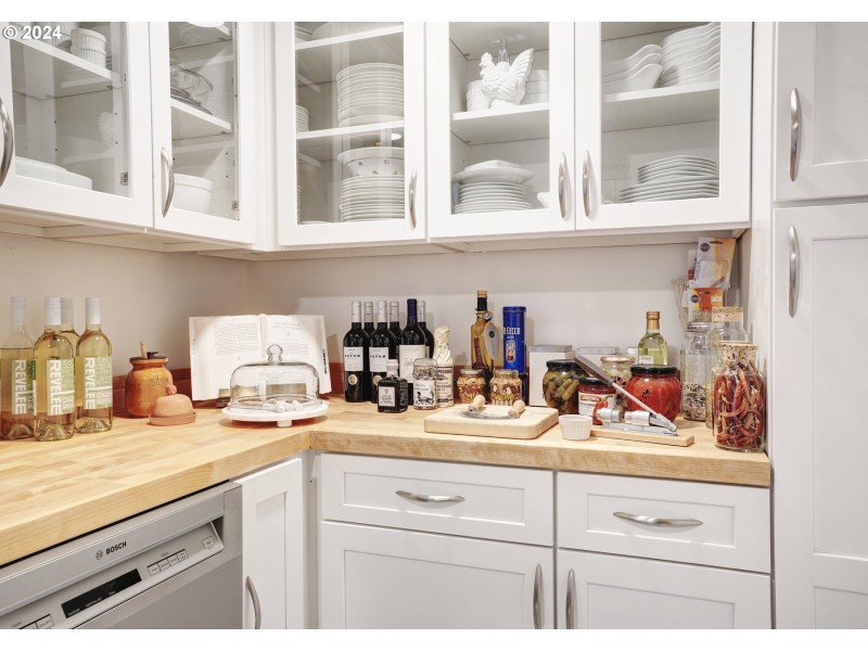 Butler's Pantry