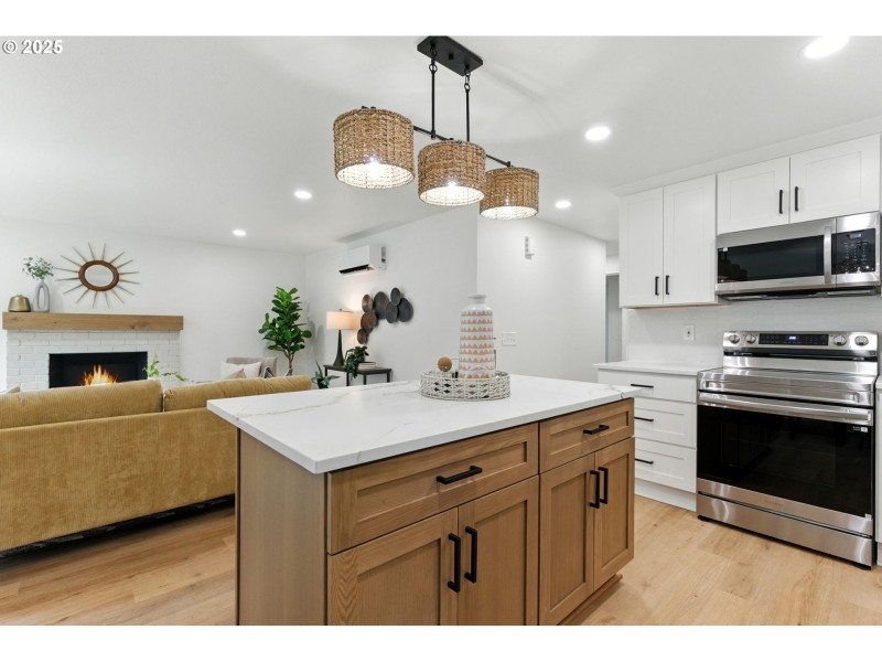 Kitchen/Living Room