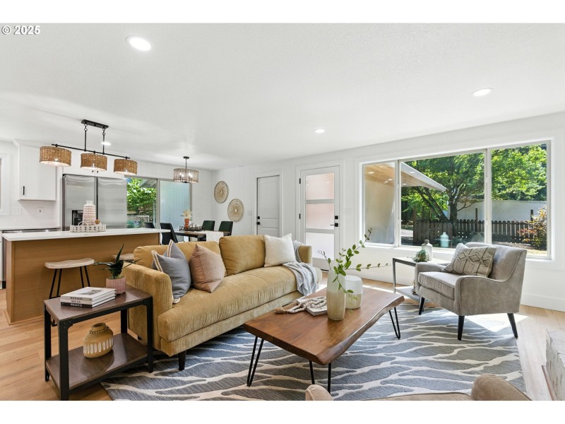 Kitchen/Living Room