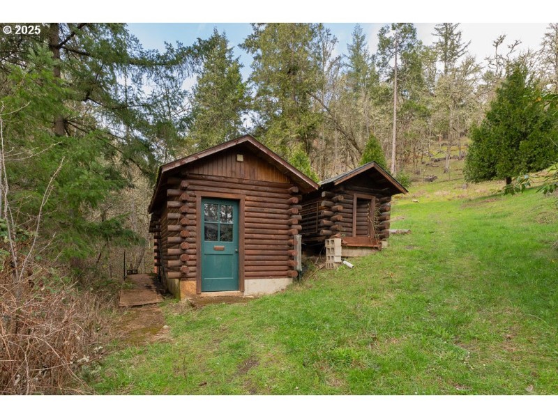 Shed