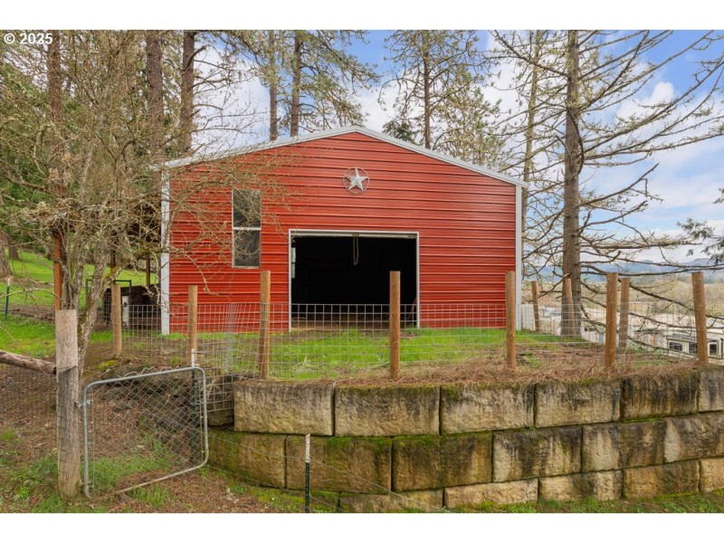 Barn