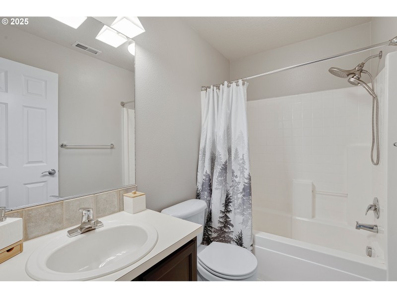 Bathroom, Continental