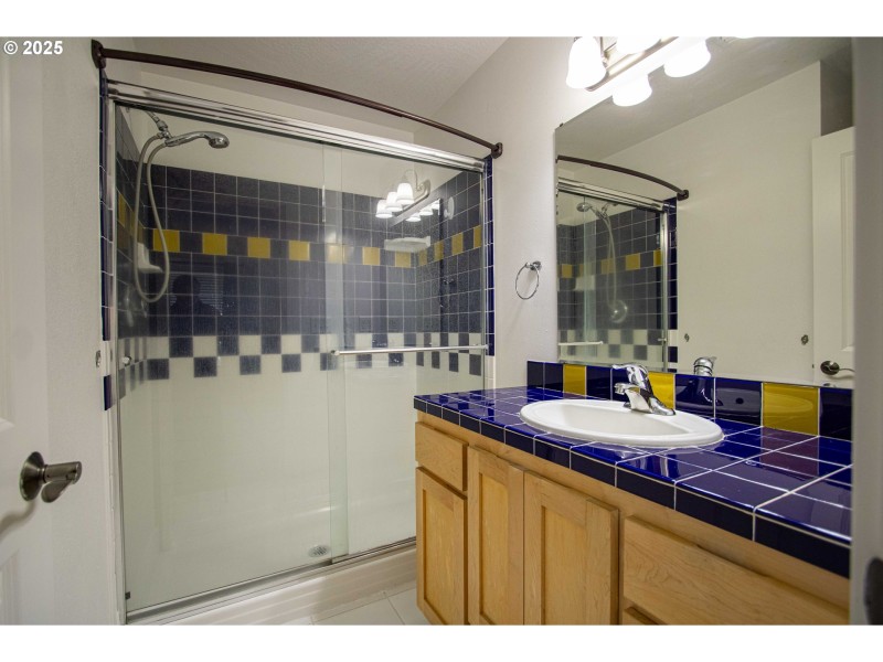 Bathroom, Attached