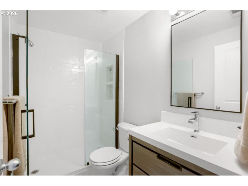 Bathroom, Attached