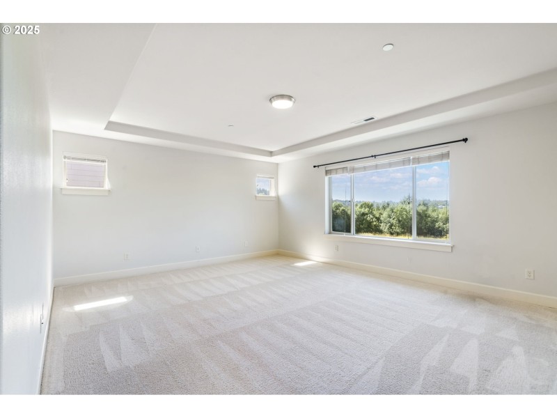 Bedroom, Primary