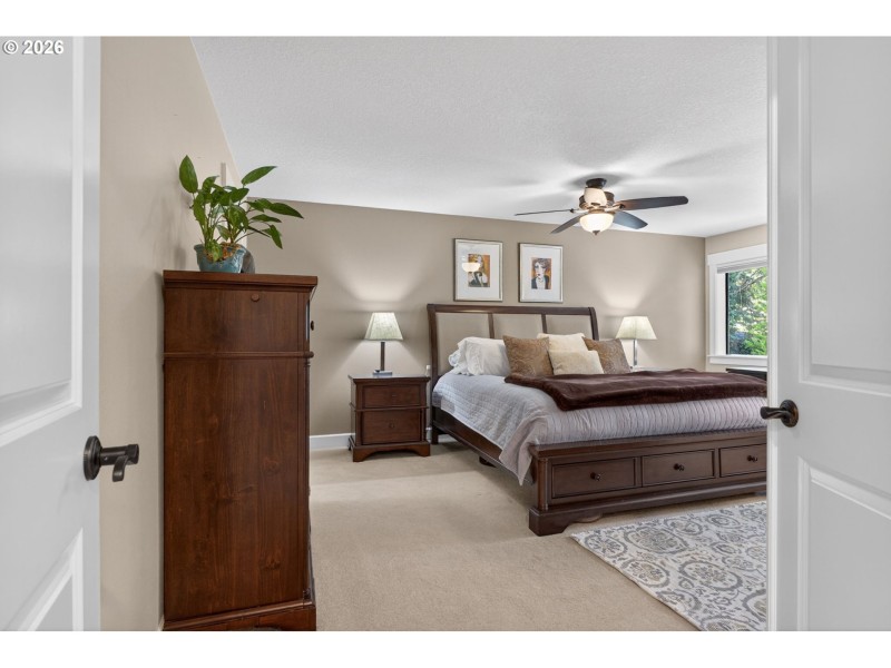 Bedroom, Owner's Suite