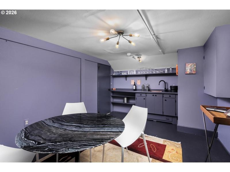 Wet Bar