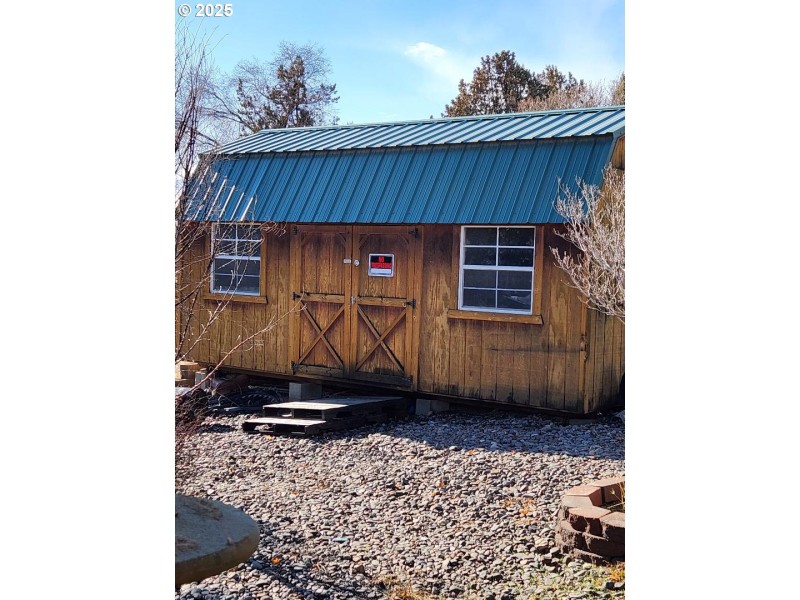 Shed