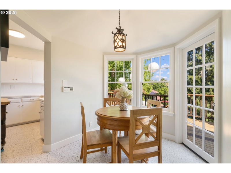 Kitchen/Nook