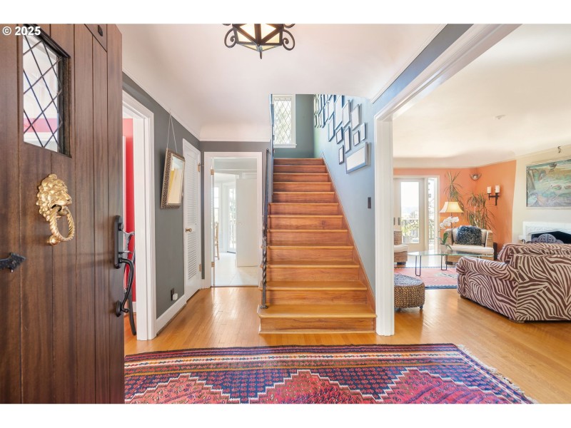 Entrance/Foyer