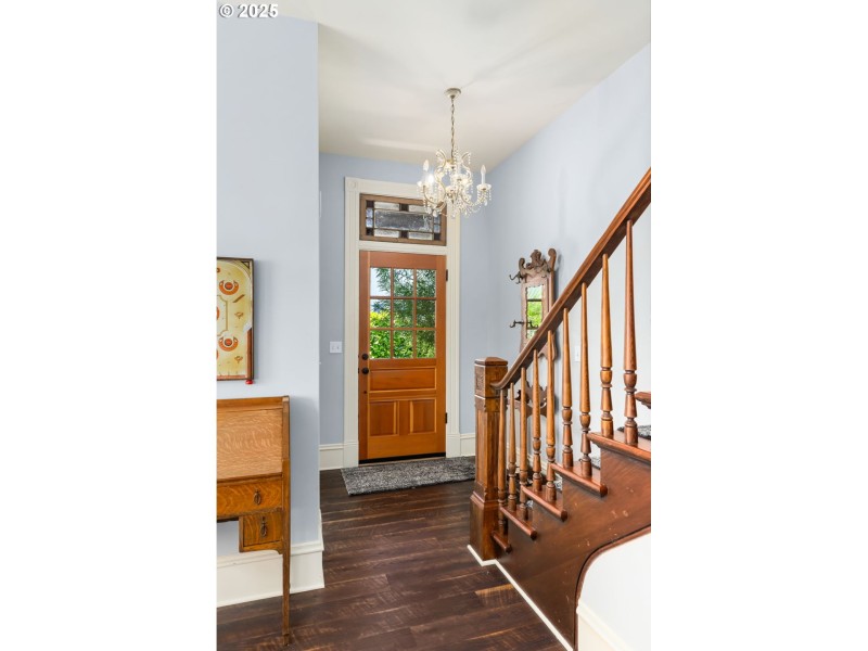 Entrance/Foyer