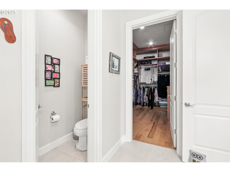 Bathroom, Attached