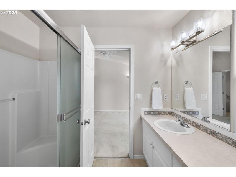 Owner's Suite Bathroom