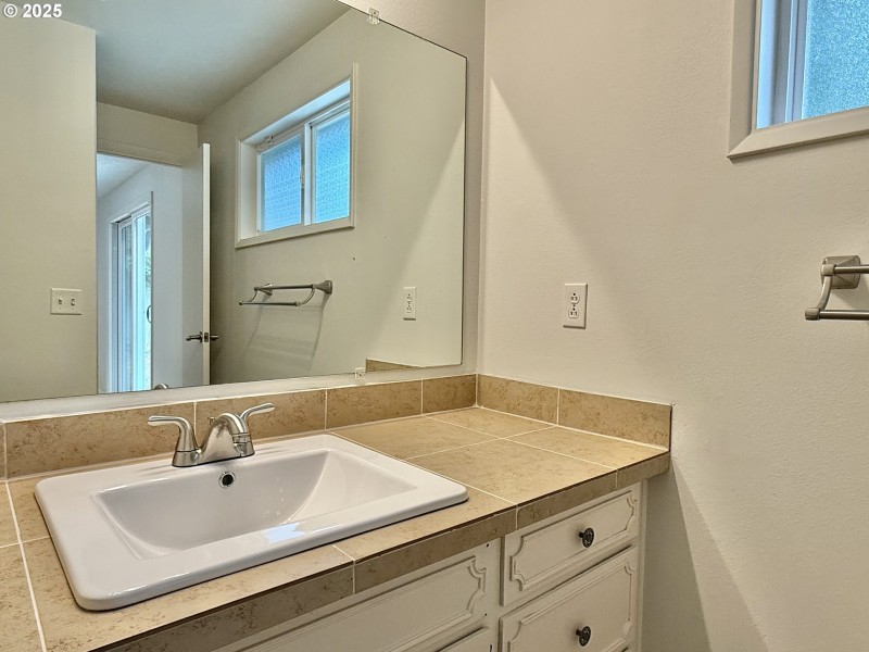 Bathroom, Attached