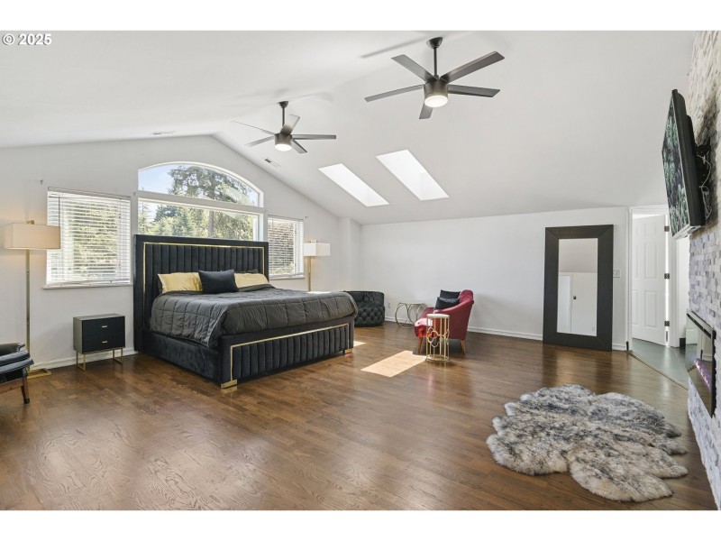 Owner's Suite Bedroom