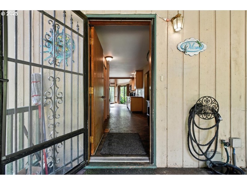 Entrance/Foyer