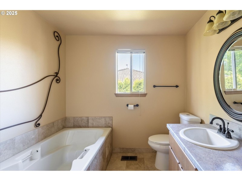 Bathroom, Attached