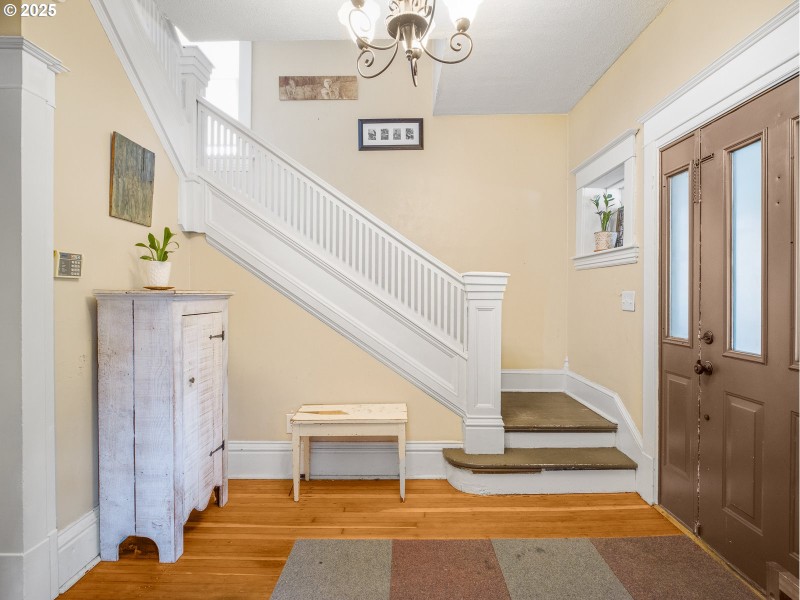 Entrance/Foyer